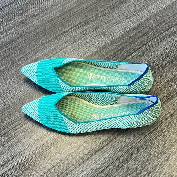 RARE retired Rothy's The Point in Calypso Blue Jade. Size 9.5